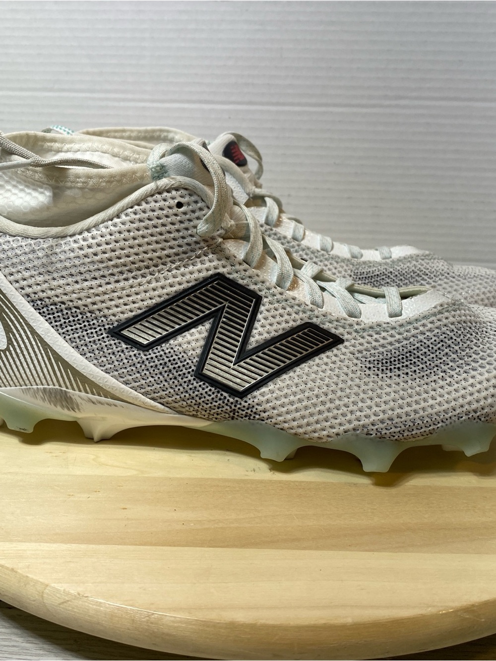 New Balance Freeze LX v5 Lacrosse Cleats White Silver FREEZWT5 Men’s Size 9.5 - Picture 4 of 10